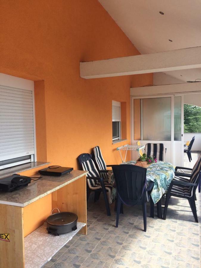Apartmani Livk Debeljak 외부 사진