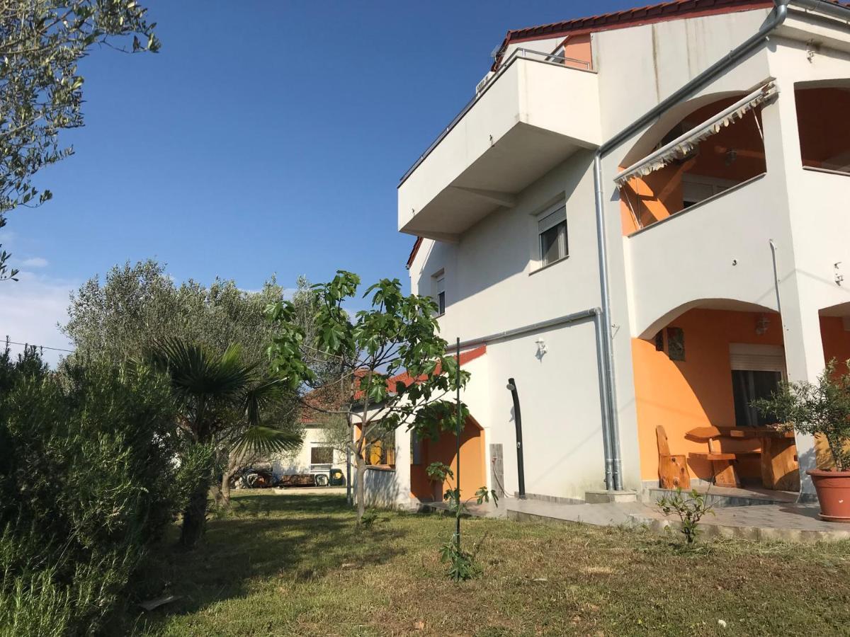 Apartmani Livk Debeljak 외부 사진