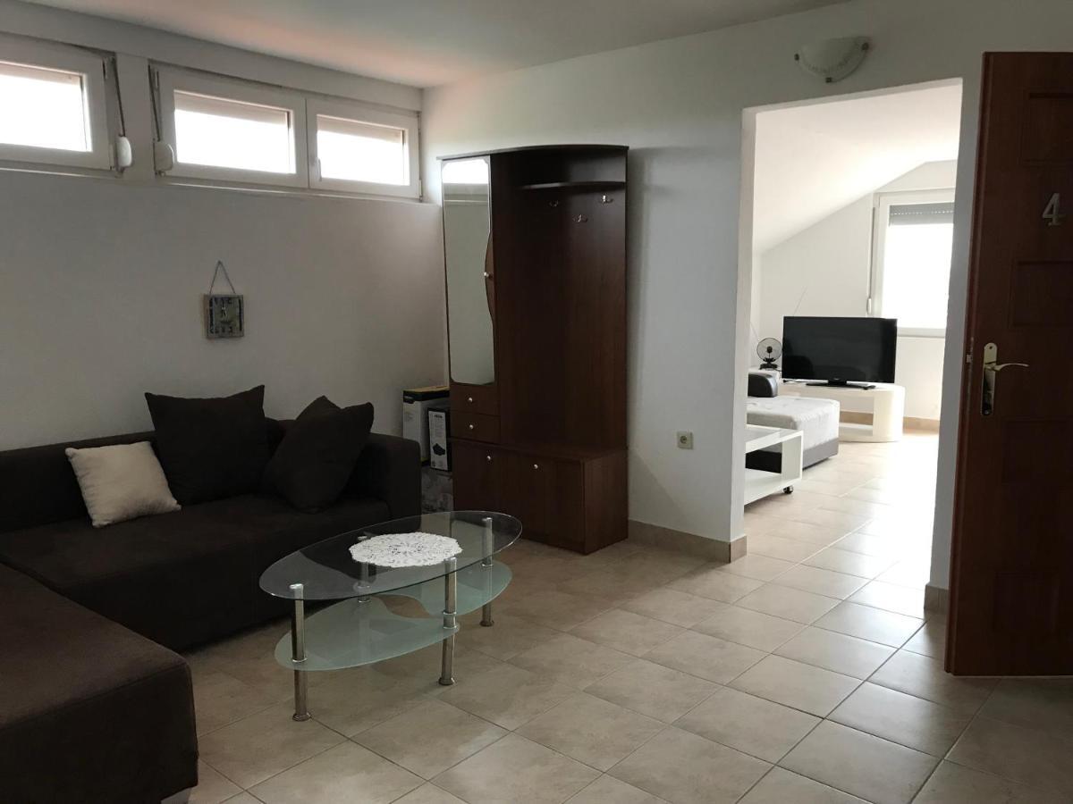 Apartmani Livk Debeljak 외부 사진
